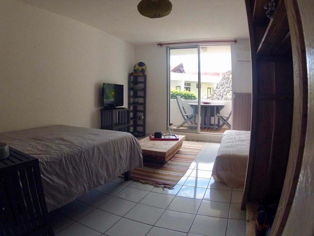 Appartement A deux pas de L'ocean à Saint-Gilles Les Bains Extérieur photo